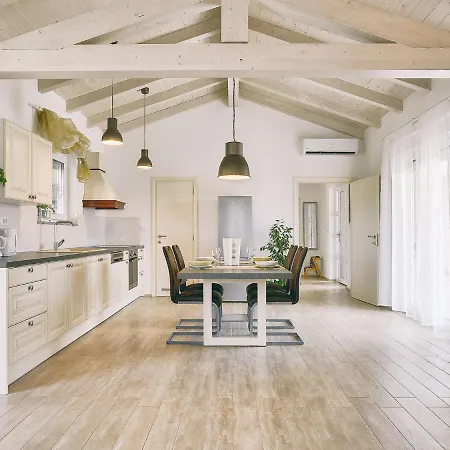 Modern In With Garden Villa